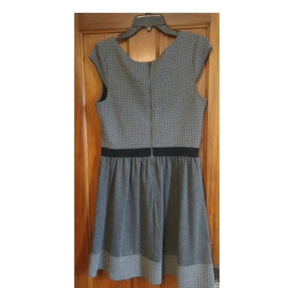 Xhilaration grey tufted square fit and flare dress - Picture 3 of 5